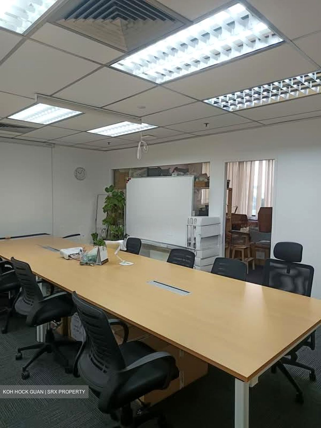 Og Albert Complex (D7), Office #557168841